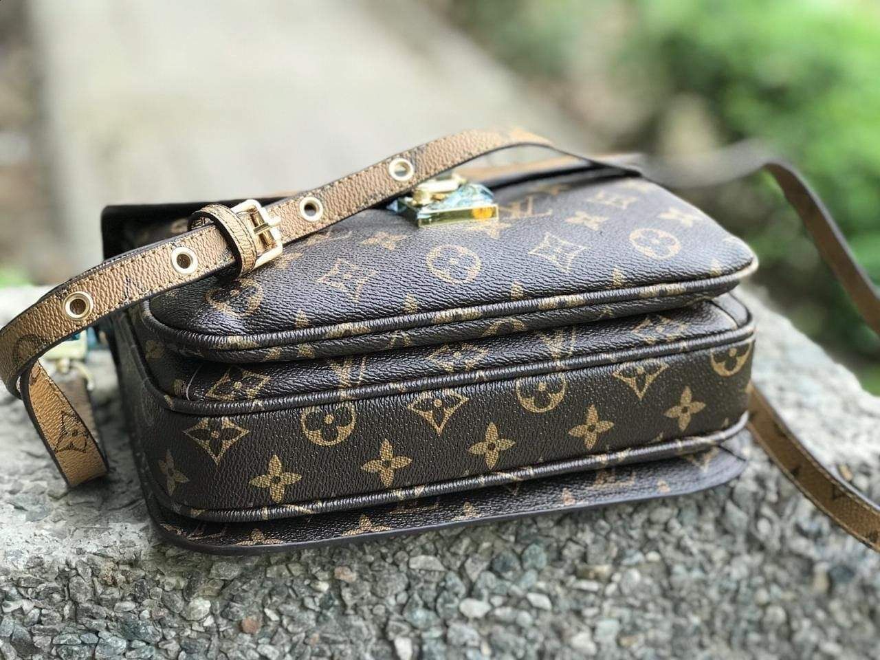 Louis Vuitton Pochette Metis Brown Monogram Sling Bag