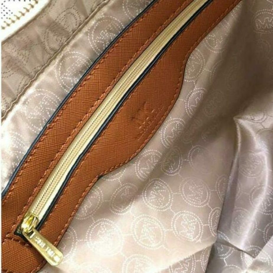 Michael Kors East West Voyager White Tote Bag