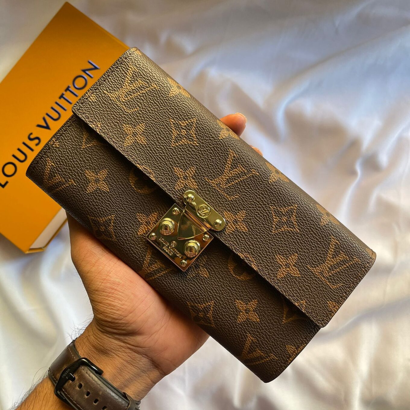 WhatsApp-Image-2021-09-22-at-18.17.52-00a7942a Louis Vuitton Monogram Coffee Wallet