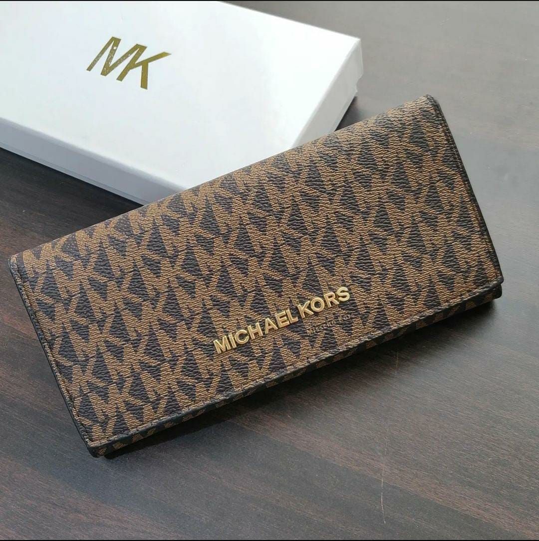 WhatsApp-Image-2022-03-28-at-7.16.27-PM-1-af9c7184 Michael kors Coffee Three Fold Monogram Wallet
