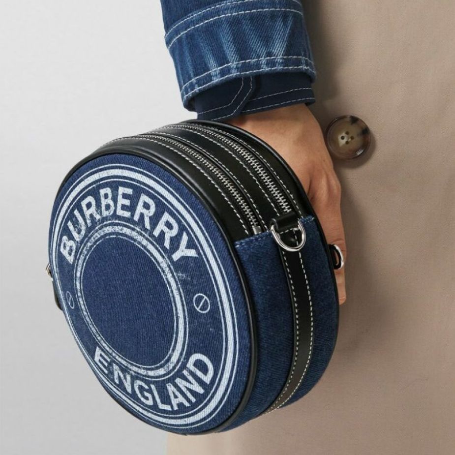 WhatsApp-Image-2021-09-25-at-14.56.14-e1632562905318-b82827c7 Burberry Denim Graphic Logo Louise Bag (With Box)