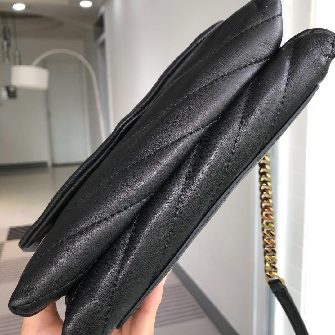 Tory Burch Kira Chevron Black Shoulder Bag (With Box)