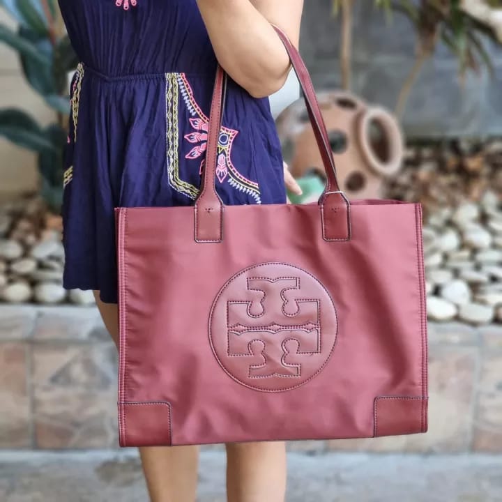 WhatsApp Image 2022-12-24 at 2.06.35 AM Tory Burch Ella Maroon Tote Bag (With Box)