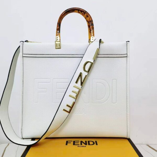 Buy FENDI ROMA SUNSHINE NEW GRAINED WHITE TOTE BAG - Online