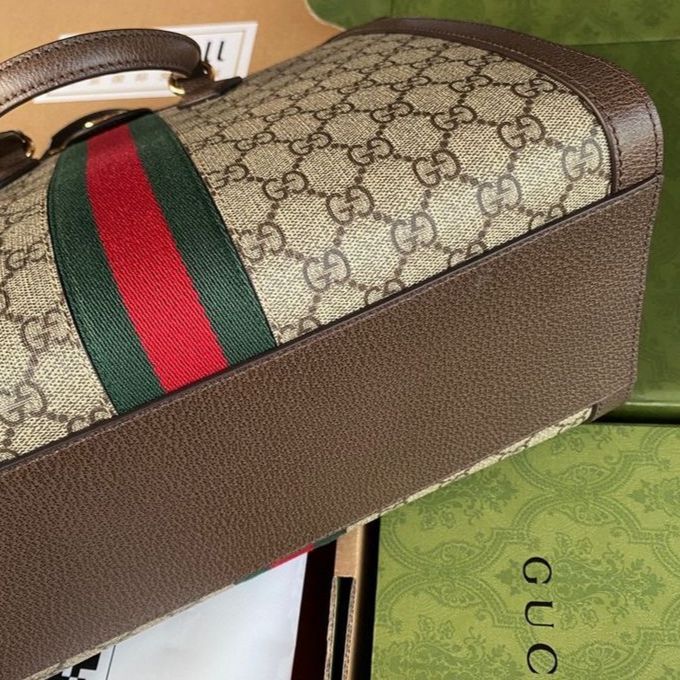 Gucci Premium GG Supreme Ophidia Medium Handbag