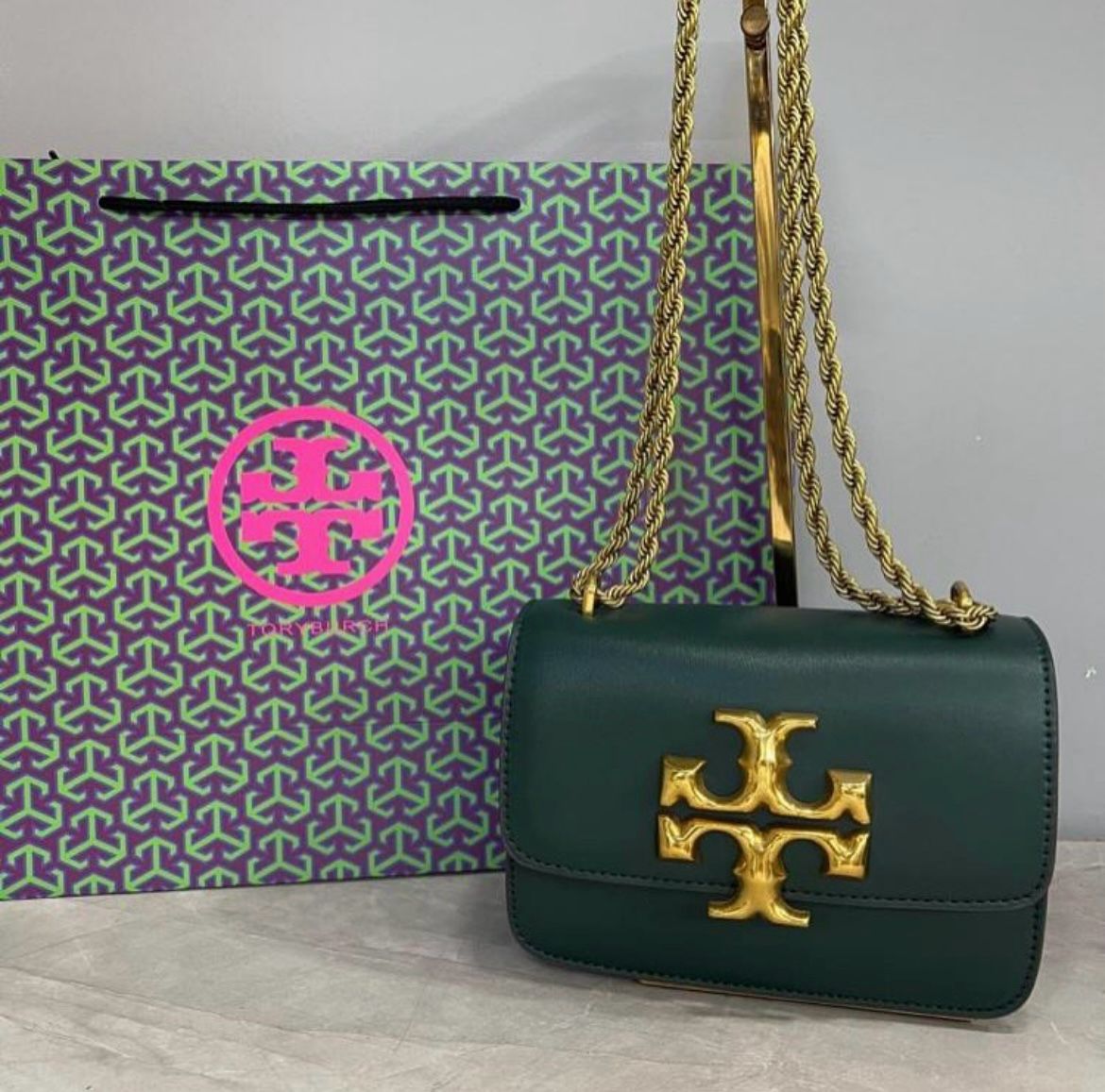 Tory Burch Eleanor Green Sling Bag (With Box)