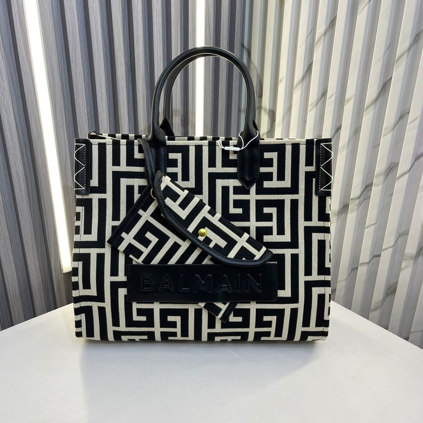 Balmain Black Tote Bags