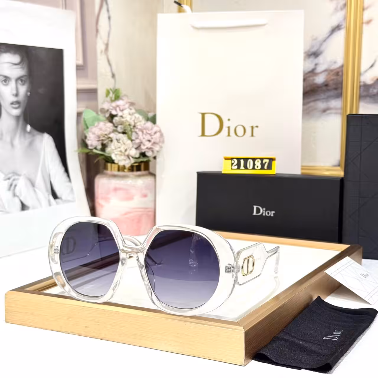 WhatsApp Image 2026-01-08 at 4.11.46 AM Christian Dior Iconic Sunglass For Women