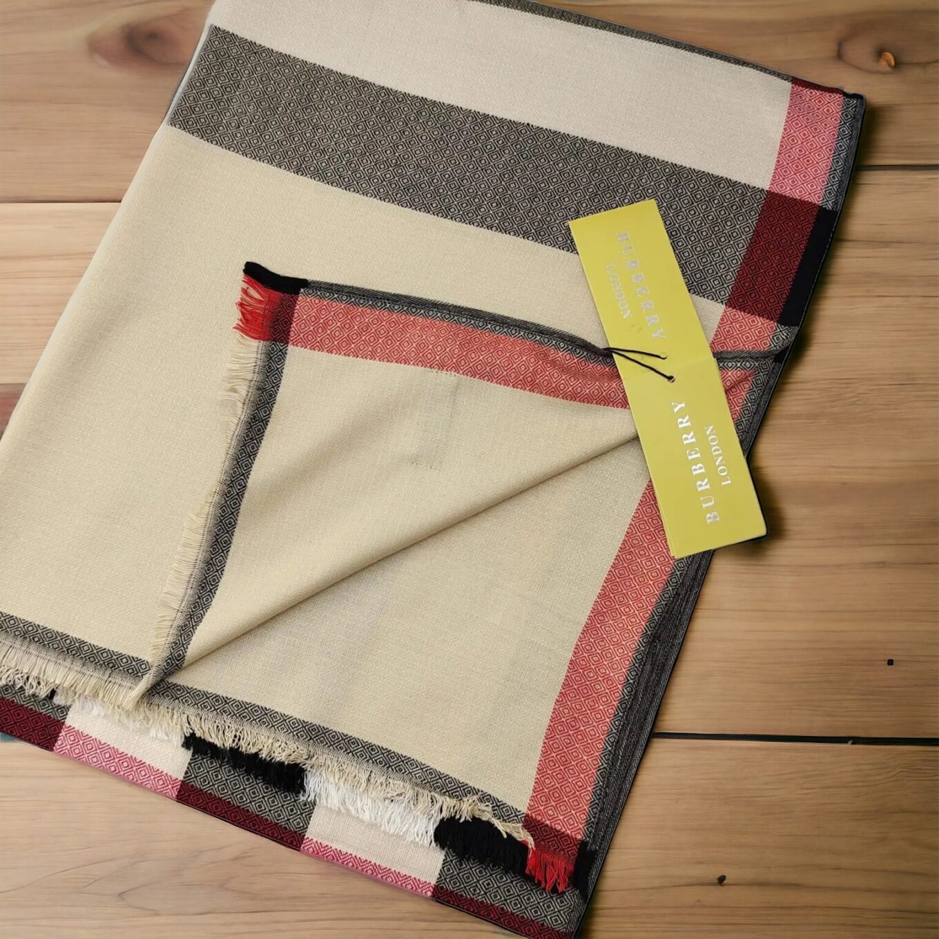 PhotoRoom_20231221_111100 Burberry semi wollen stole