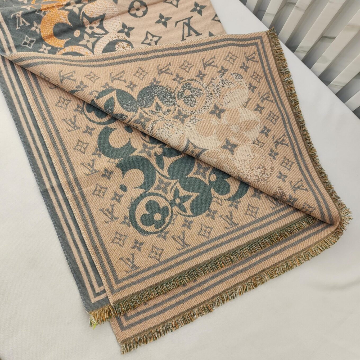 Louis Vuitton Wollen Stole