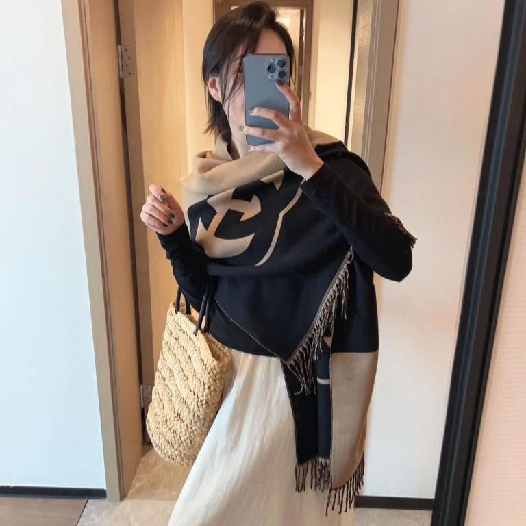 Gucci Reverse GG Khaki Black Warm Stole