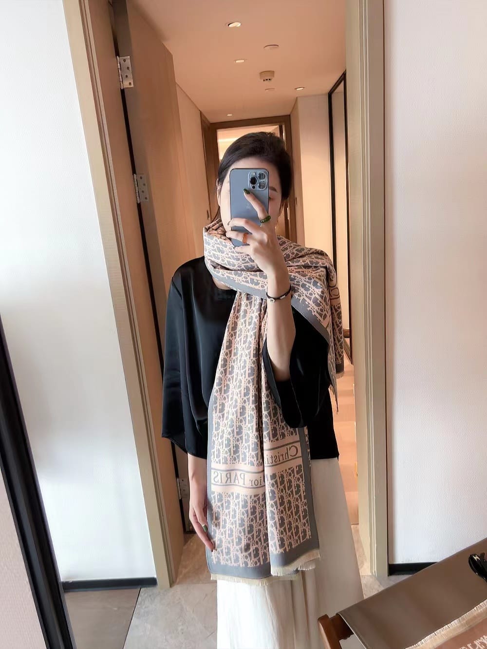 Dior Wollen Gray Pink Colour Stole (With Box)