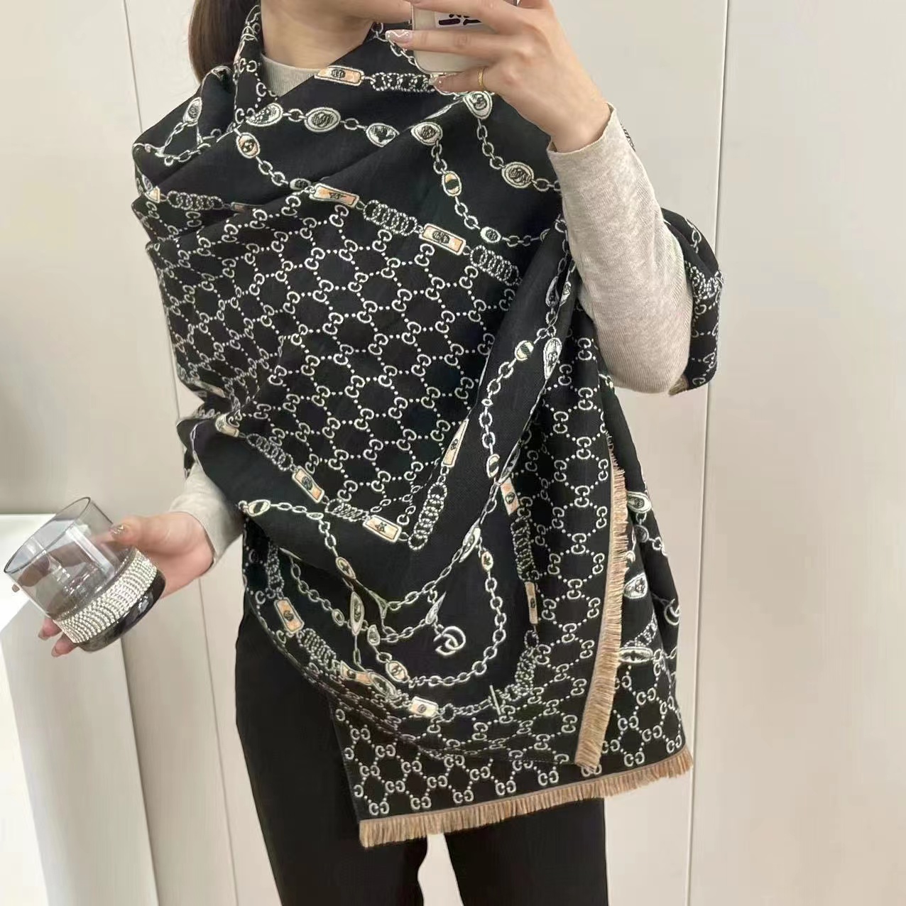 WhatsApp Image 2024-01-04 at 19.17.28_7676d4aa Gucci Wollen Black Colour Stole (With Box)