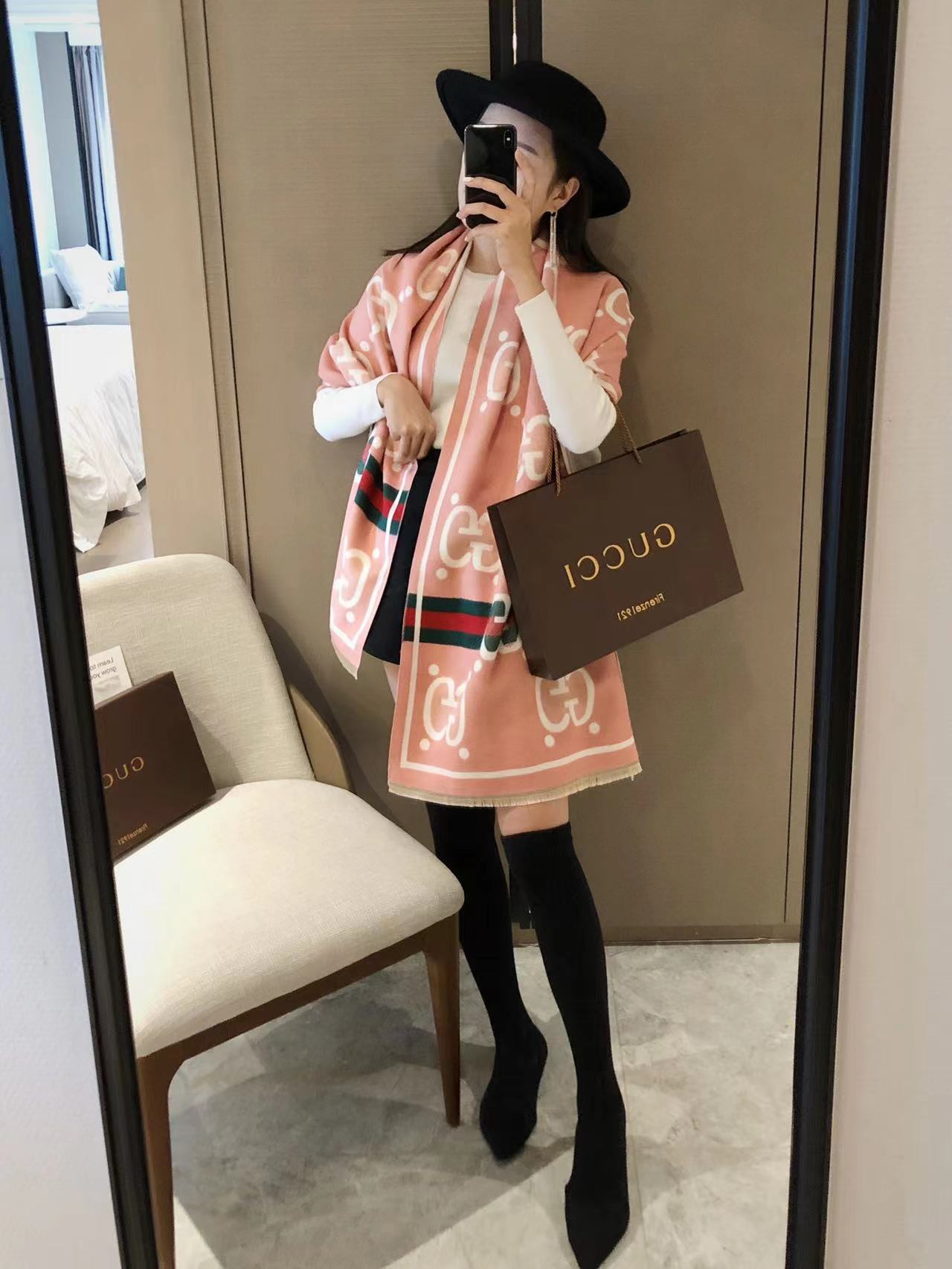 Gucci Wollen Pink Colour Stole (With Box)