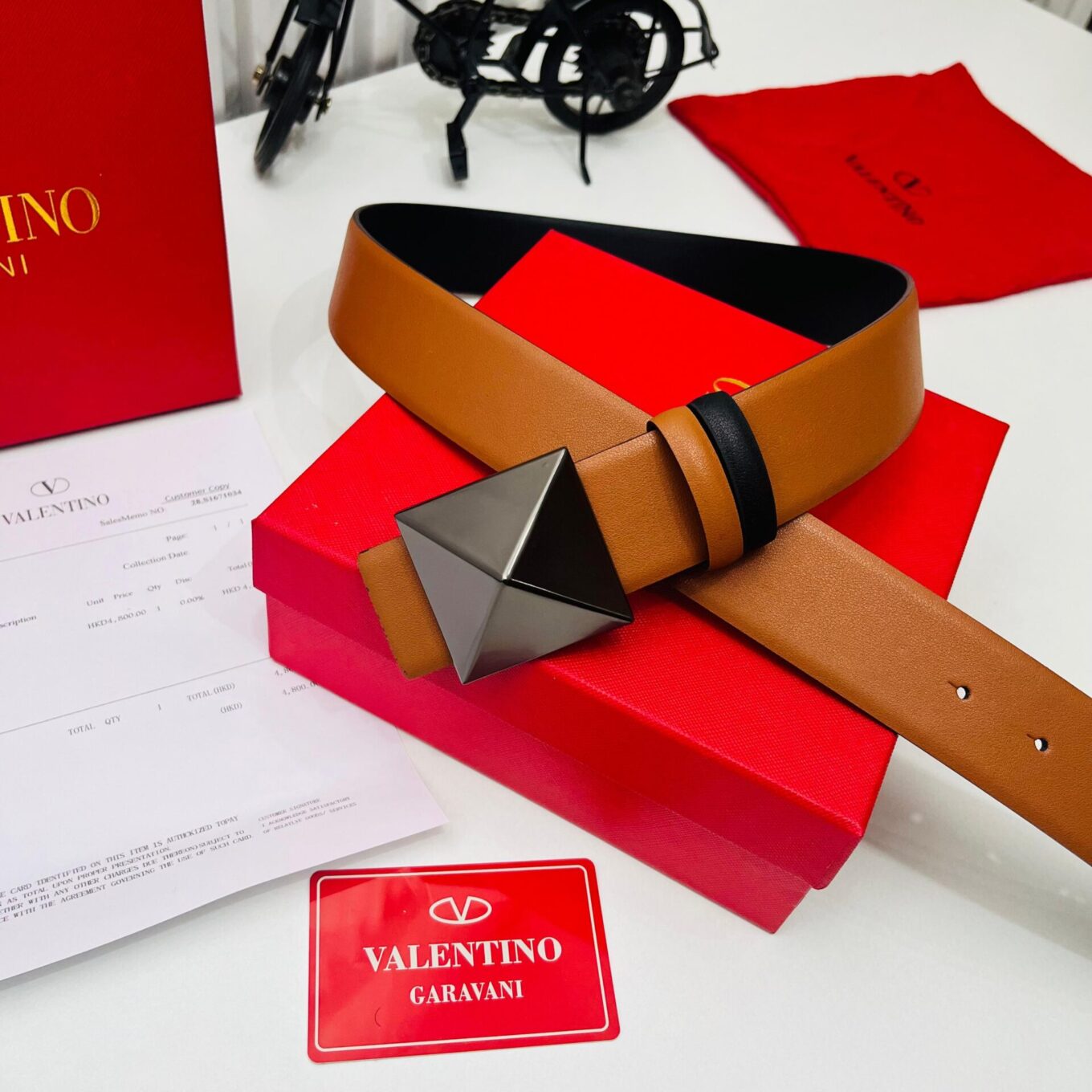 Valentino One Stud Black And Brown Revesible Belt For Women