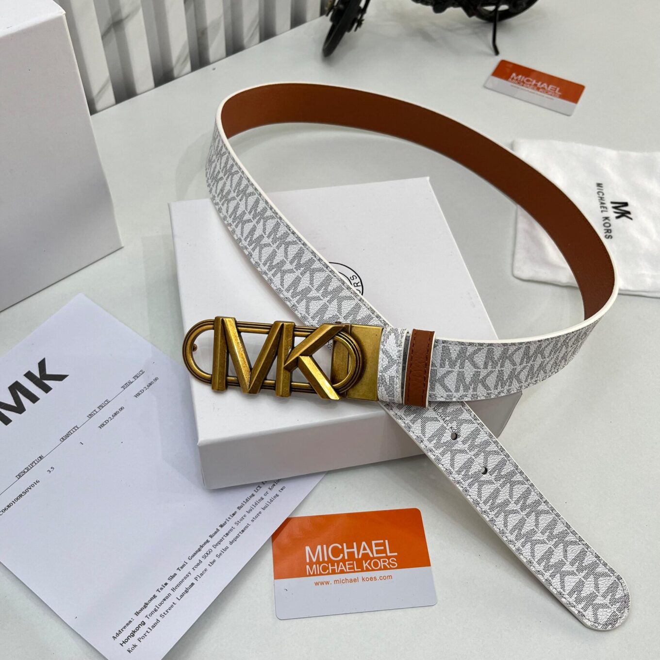 Michael Kors Signature logo white brown reversible  Unisex Belt