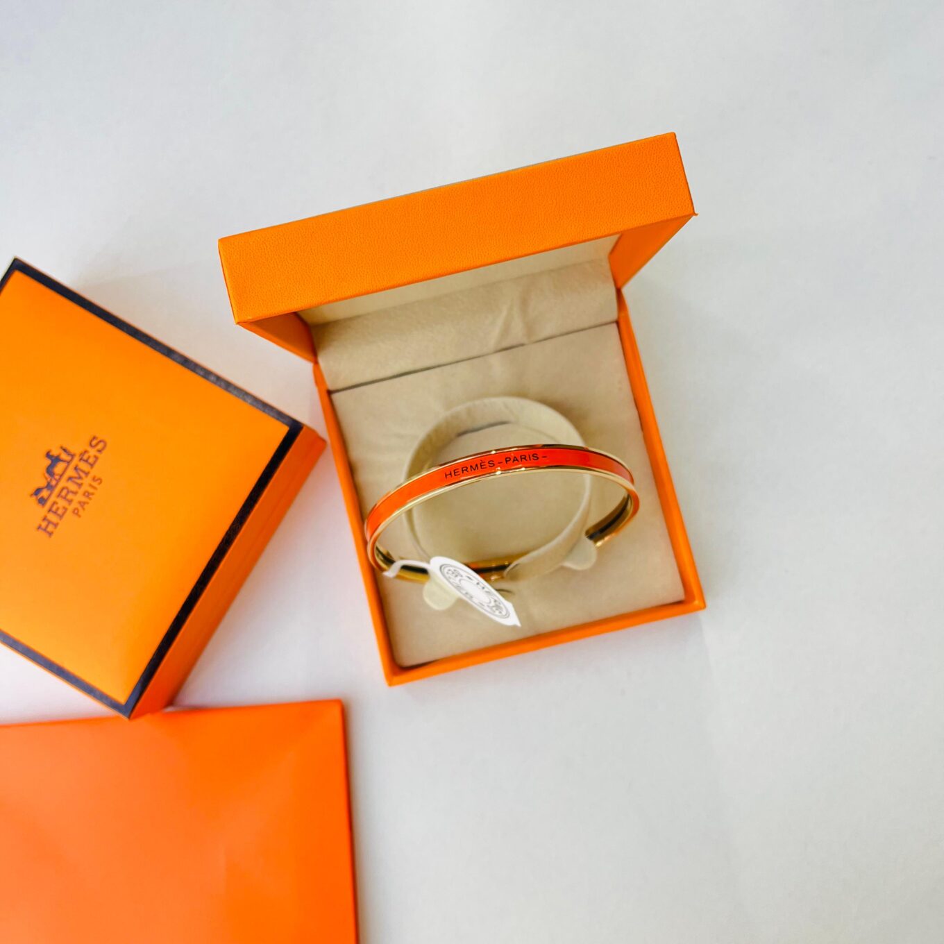 Hermes Orange Metal Premium Quality Bracelet