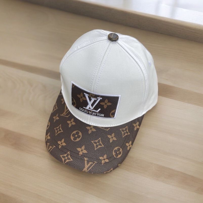 Louis Vuitton White Baseball Cap