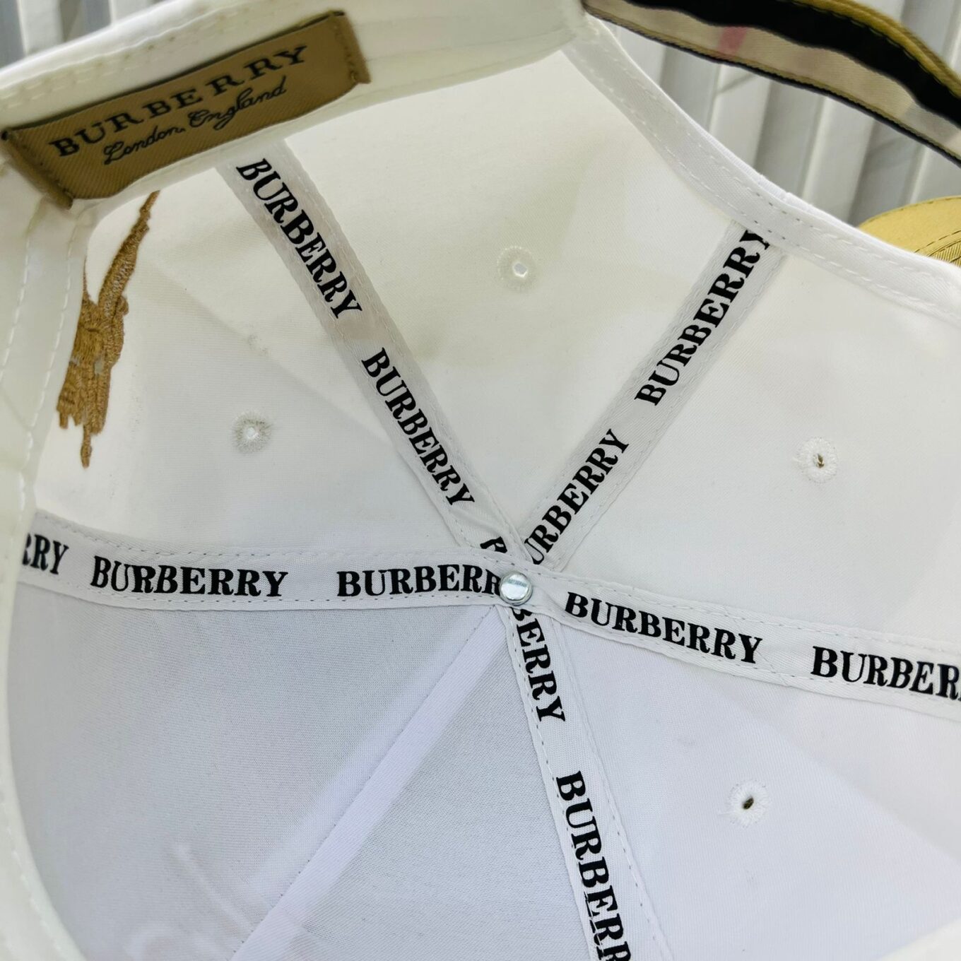 Burberry TB White Baseball Cap