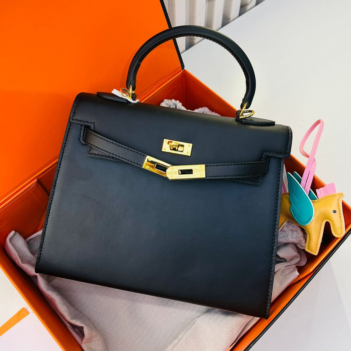 Hermes Kelly 25cm Black Premium Handbag (With Double Box)
