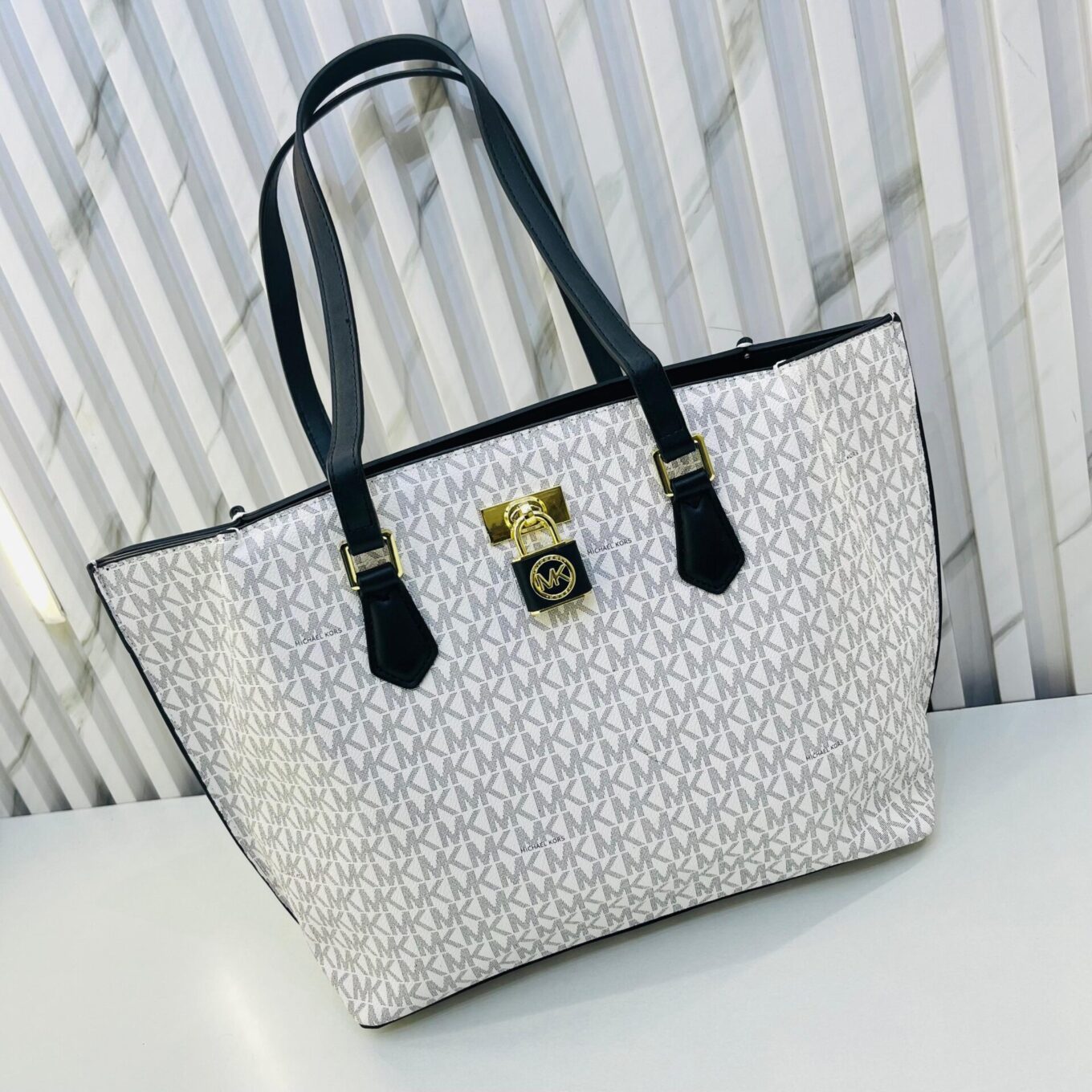Michael Kors Beige Black Ruby Tote Bag