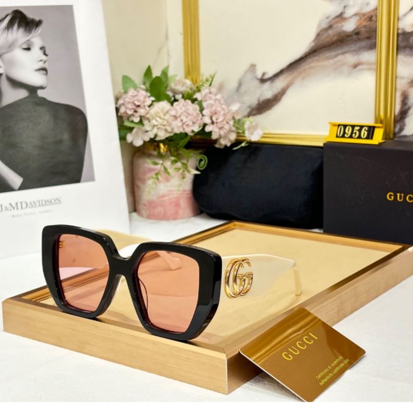 Gucci Off white Women Premium Sunglass