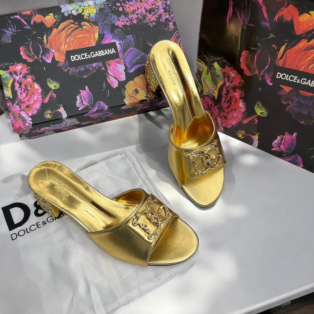 WhatsApp Image 2024-12-02 at 7.03.57 PM Dolce and Gabbana logo Golden Pump Heel