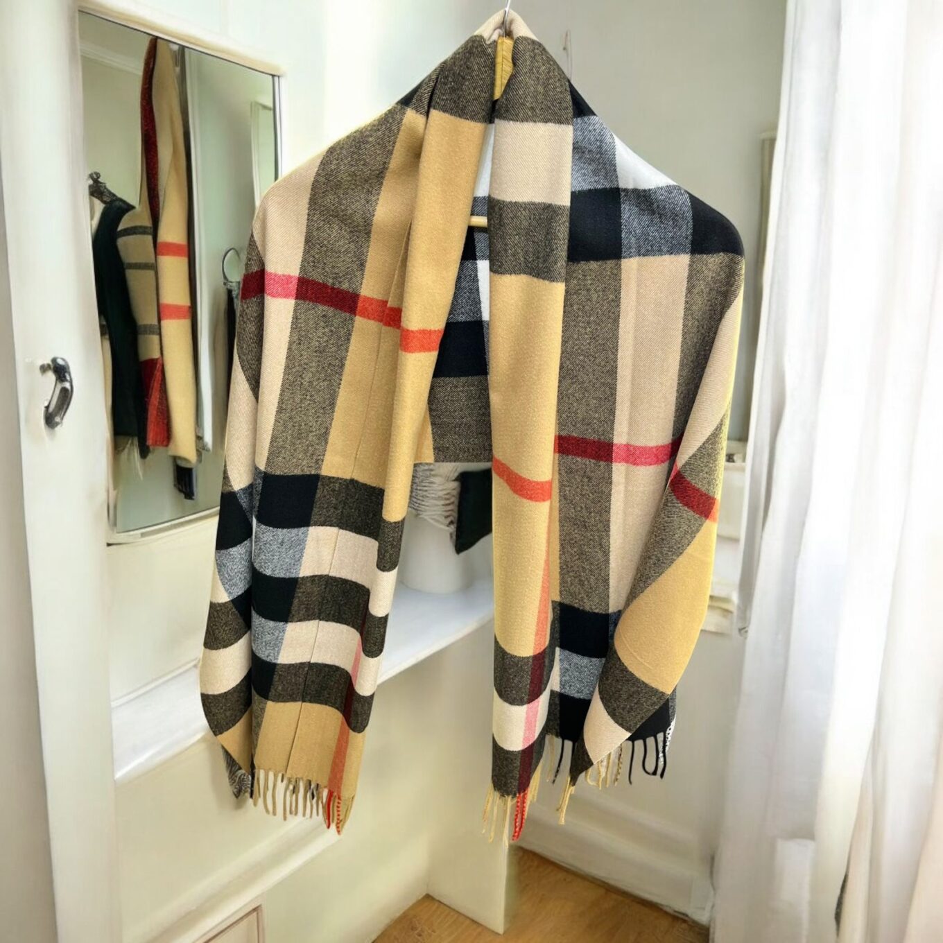 Burberry Signature Woollen Stole