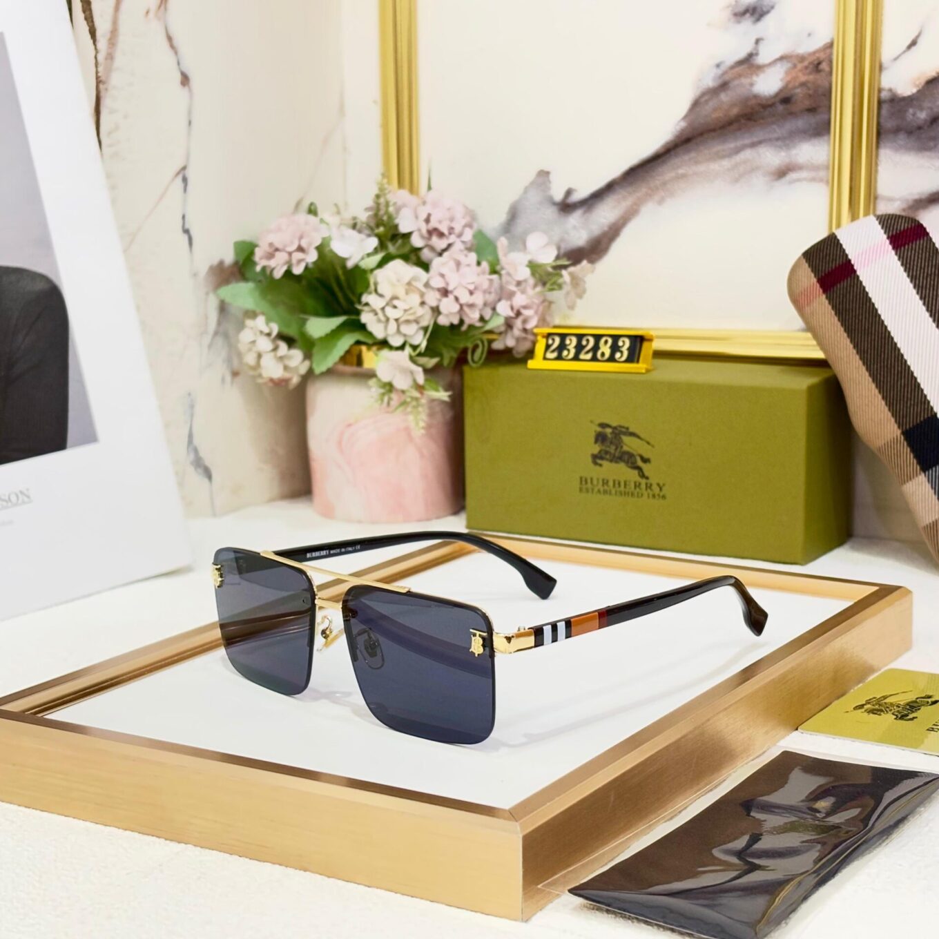 Burberry Men Sunglass