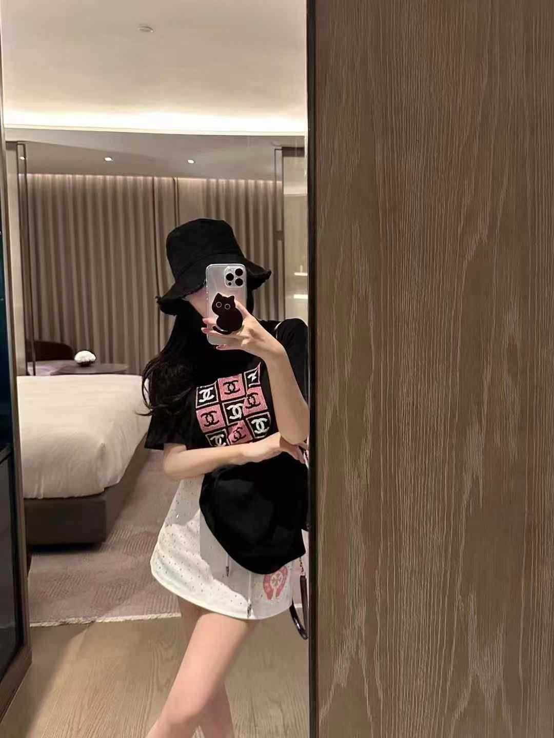 Chanel Black Oversized T-shirt  For Women