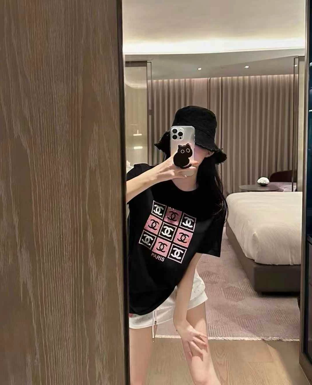 Chanel Black Oversized T-shirt  For Women