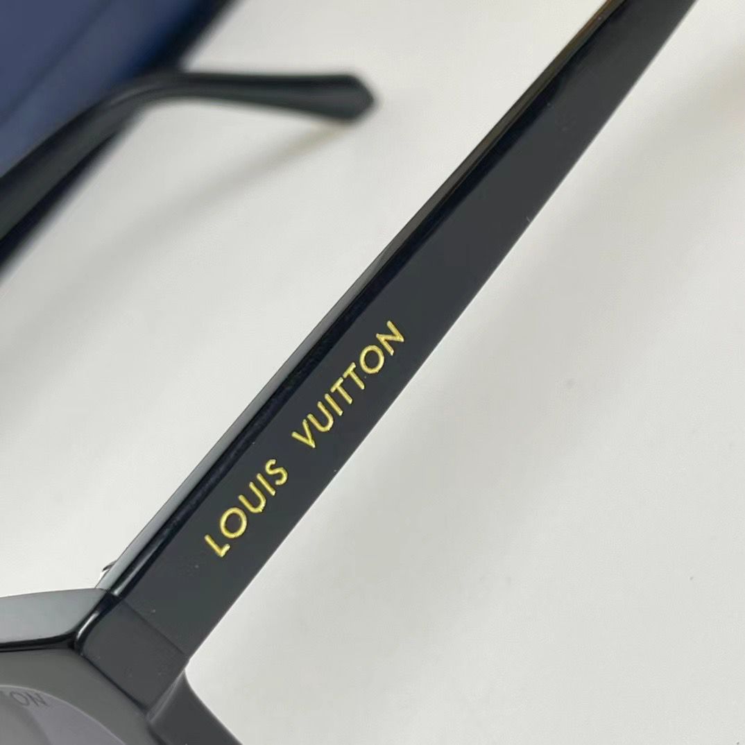 WhatsApp Image 2025-02-20 at 9.59.27 PM (1) Louis Vuitton Men Premium Sunglass