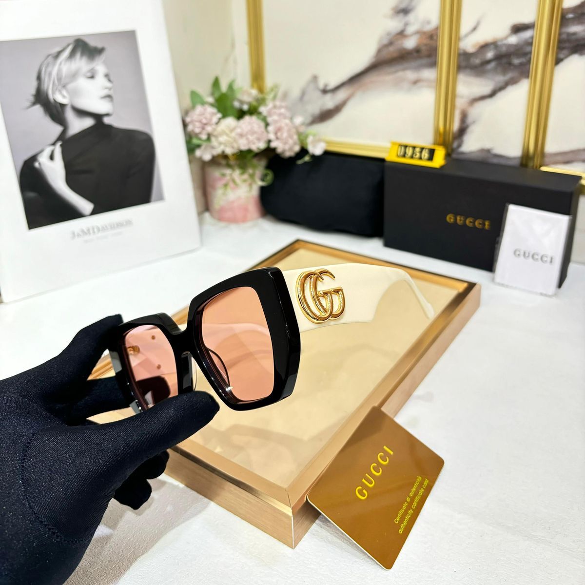 Gucci Women Premium Sunglass