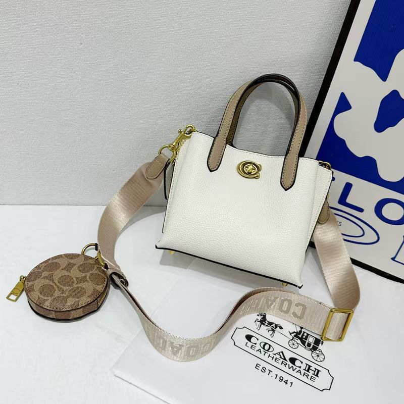 Coach Willow Pochette 18 White Crossbody Bag (With Box)