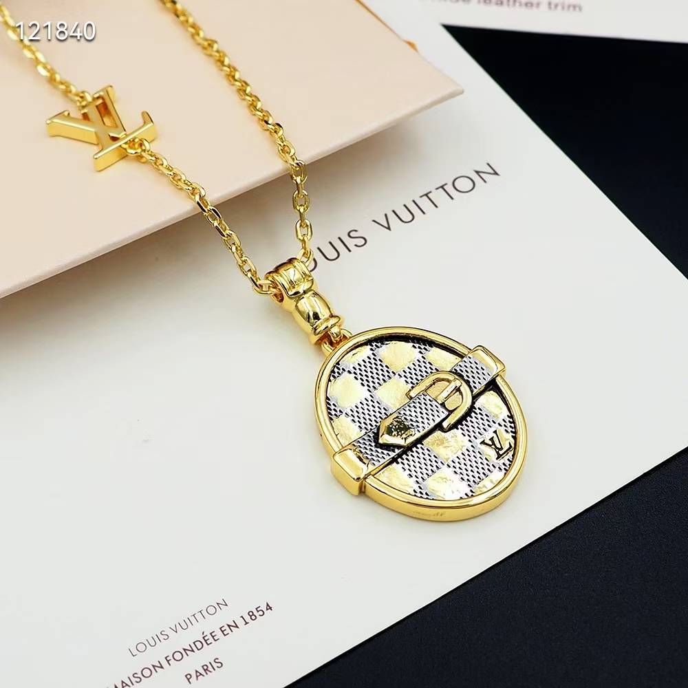 Louis Vuitton Damier Pendant With Chain
