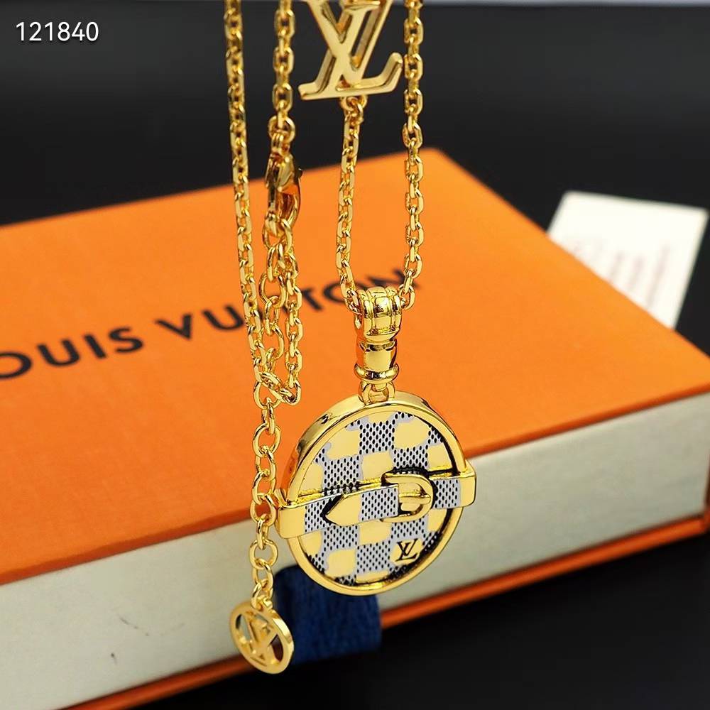 Louis Vuitton Damier Pendant With Chain