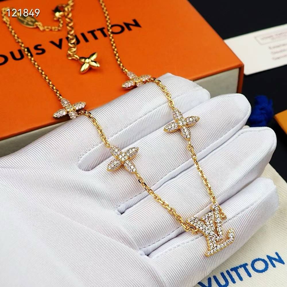 Louis Vuitton Iconic Tresor Necklace