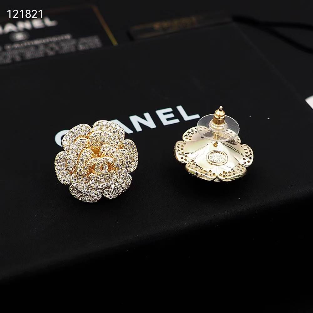 Chanel Flower Golden Earring