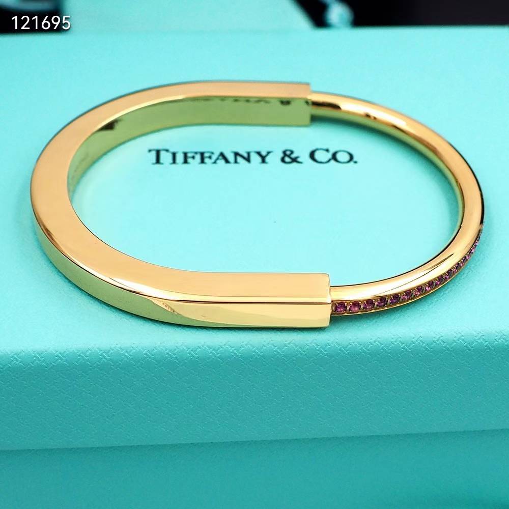 Tiffany & Co Lock Rose Edittion Golden Bracelet