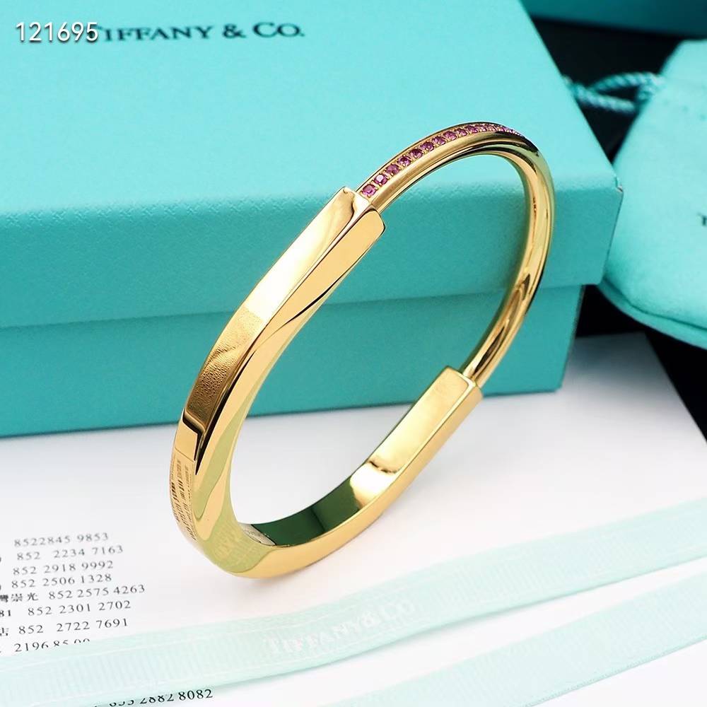 Tiffany & Co Lock Rose Edittion Golden Bracelet