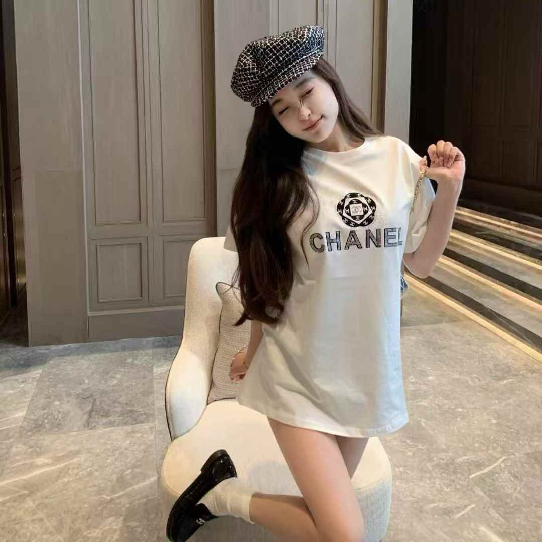 WhatsApp Image 2025-04-04 at 2.08.56 PM (1) Chanel White Monogram T-shirt