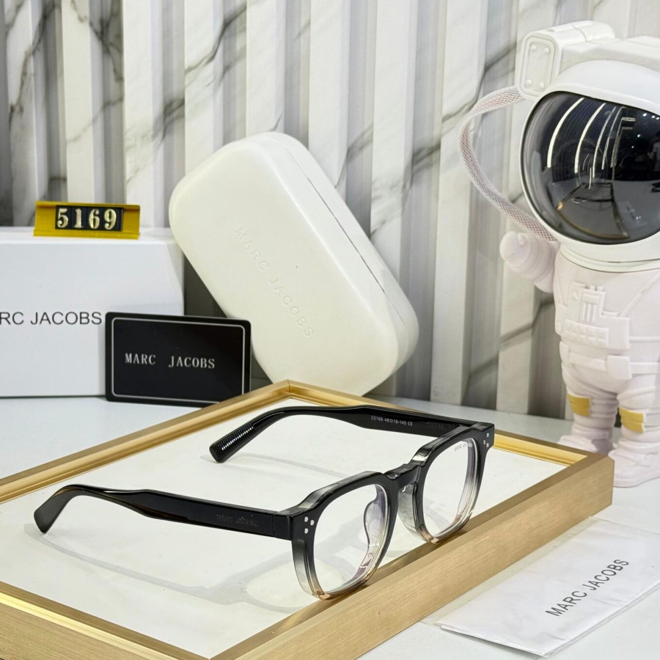 WhatsApp Image 2025-04-11 at 8.46.59 PM Marc Jacobs Unisex Wayfarer