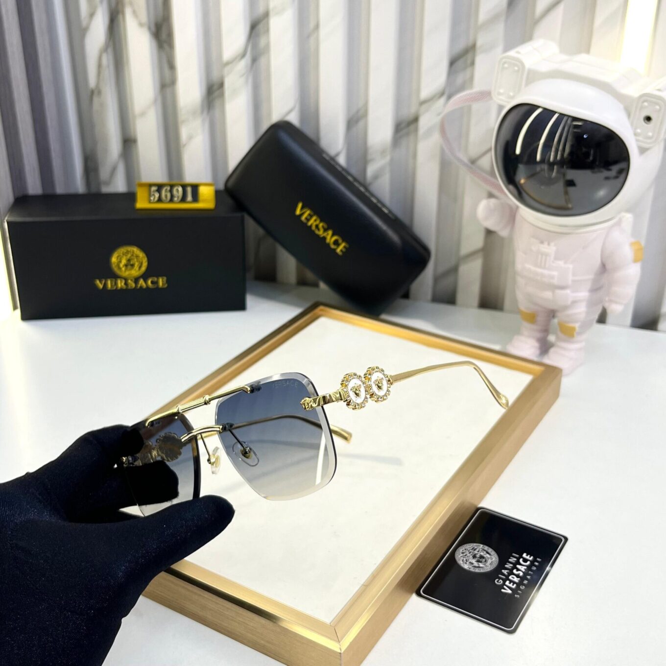 WhatsApp Image 2025-04-12 at 6.12.04 PM (1) Versace Unisex Sunglass