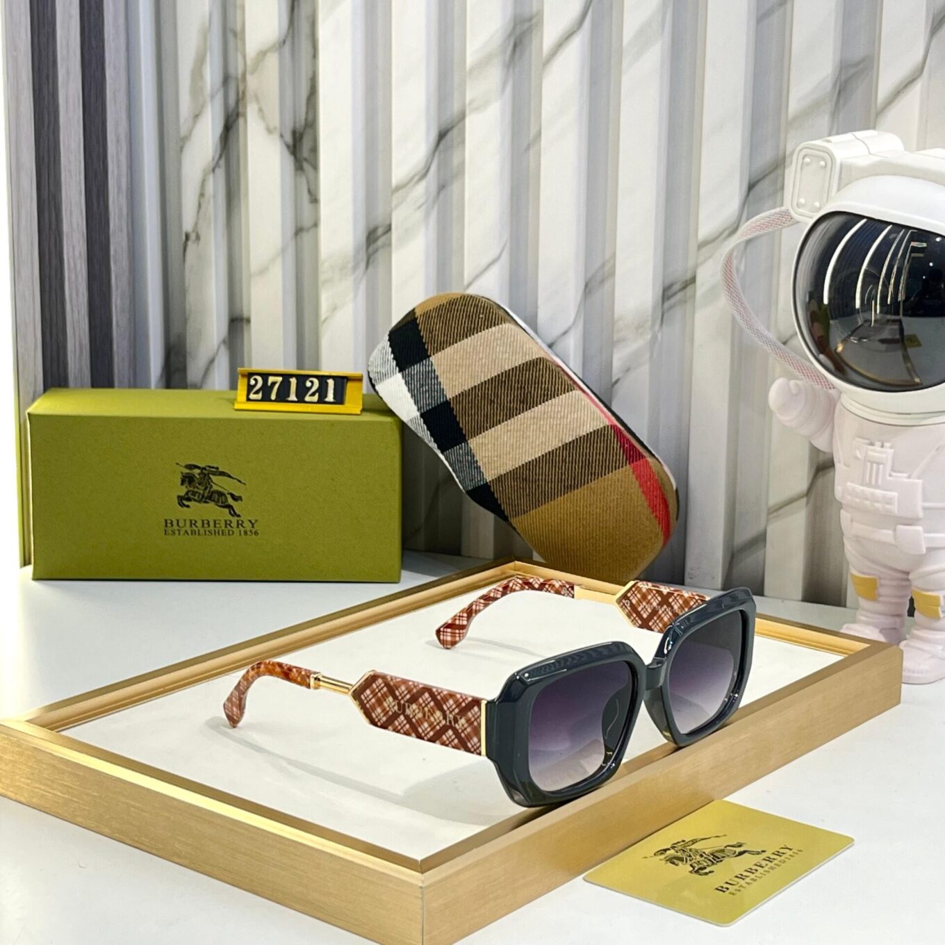 Burberry Sunglass For Women