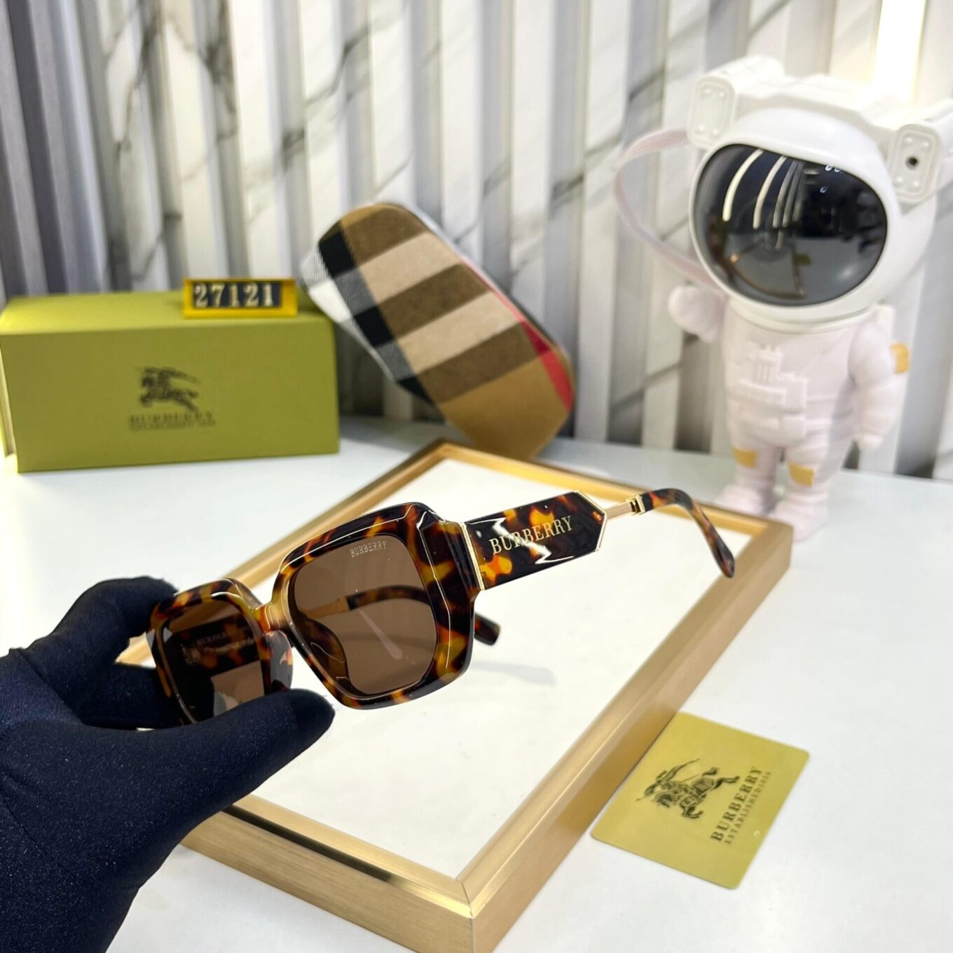 Burberry Sunglass For Women