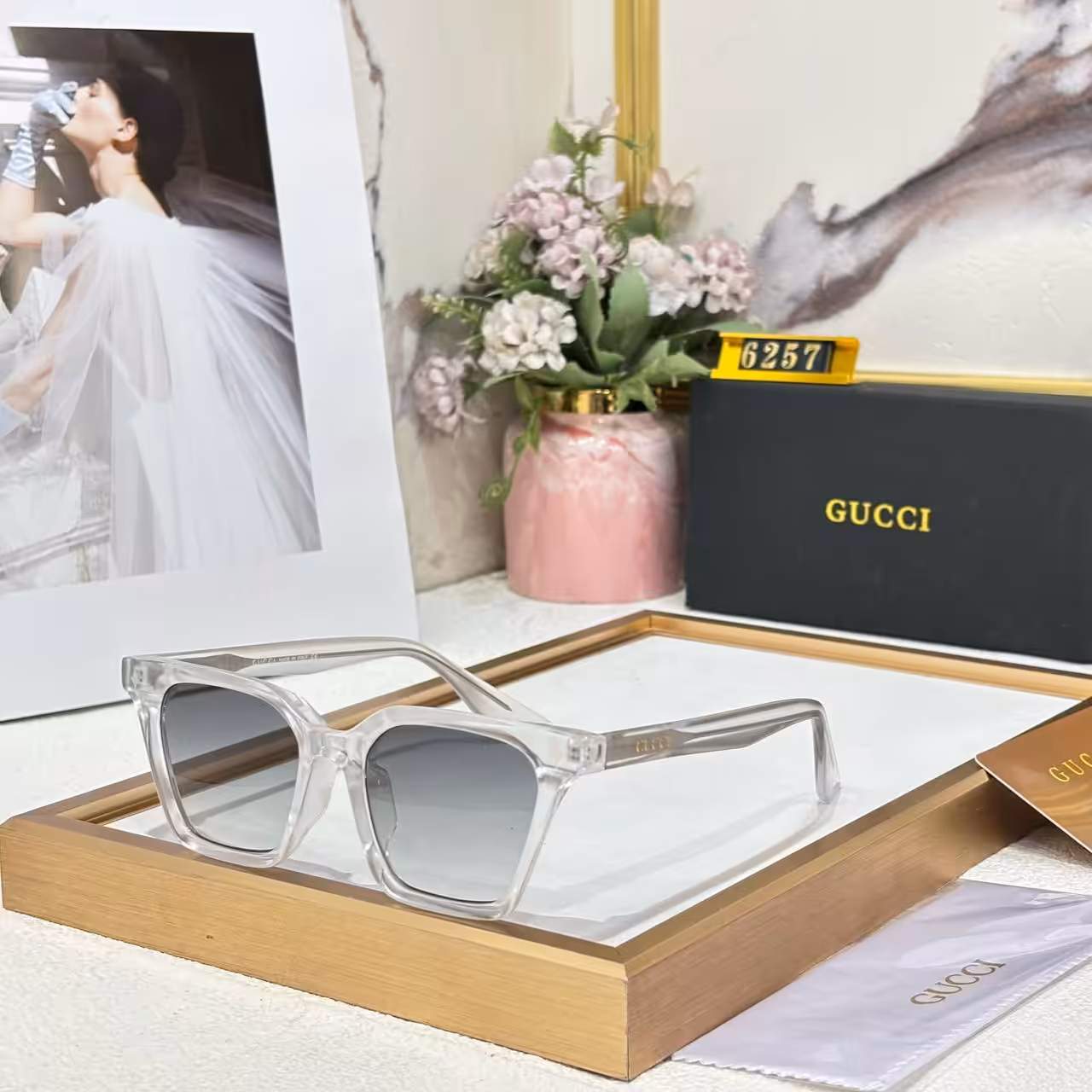 Gucci Transparent Wayfarer For Men