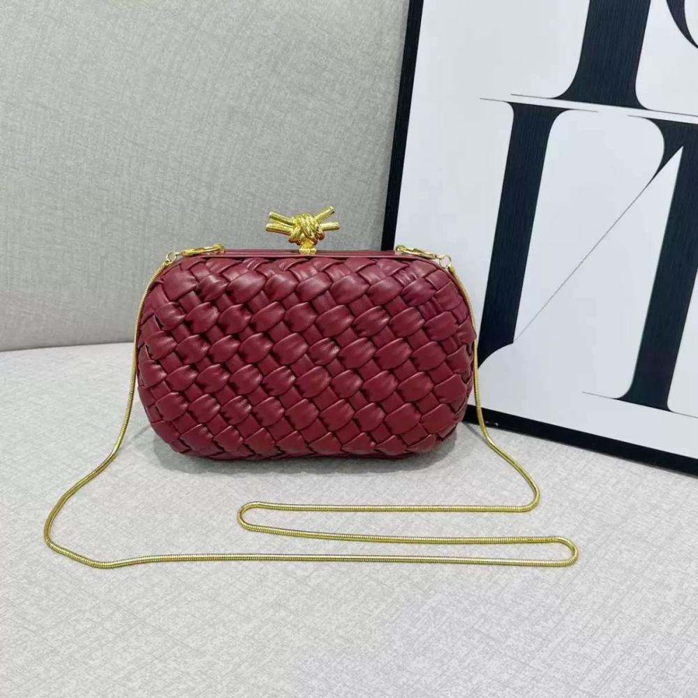 Bottega Venetta Knot Wine Clutch (With Box)