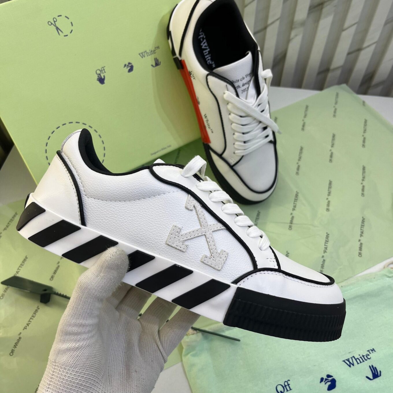 Off-White Vulc Sneaker For Men