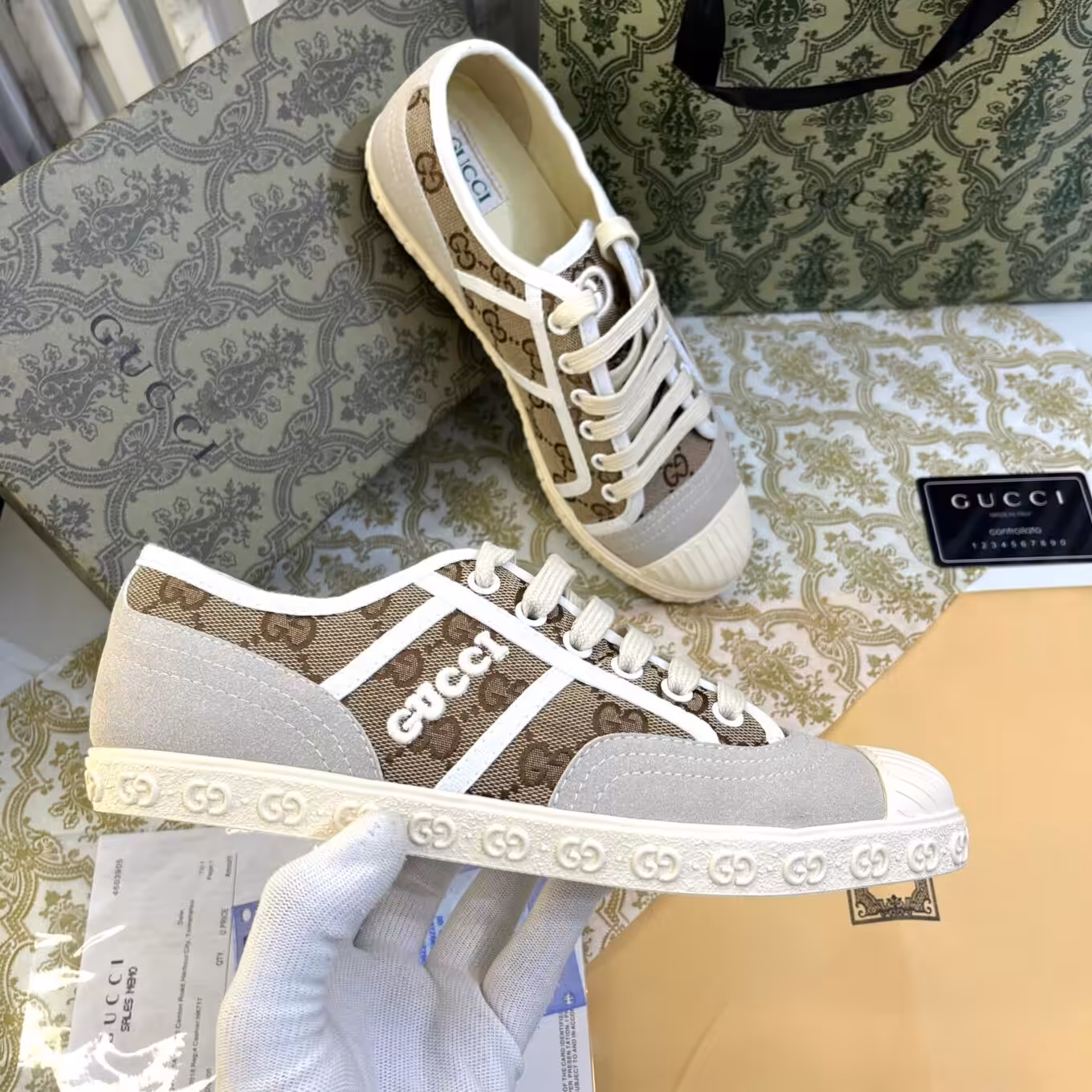 Gucci GG Supreme Canvas Sneaker