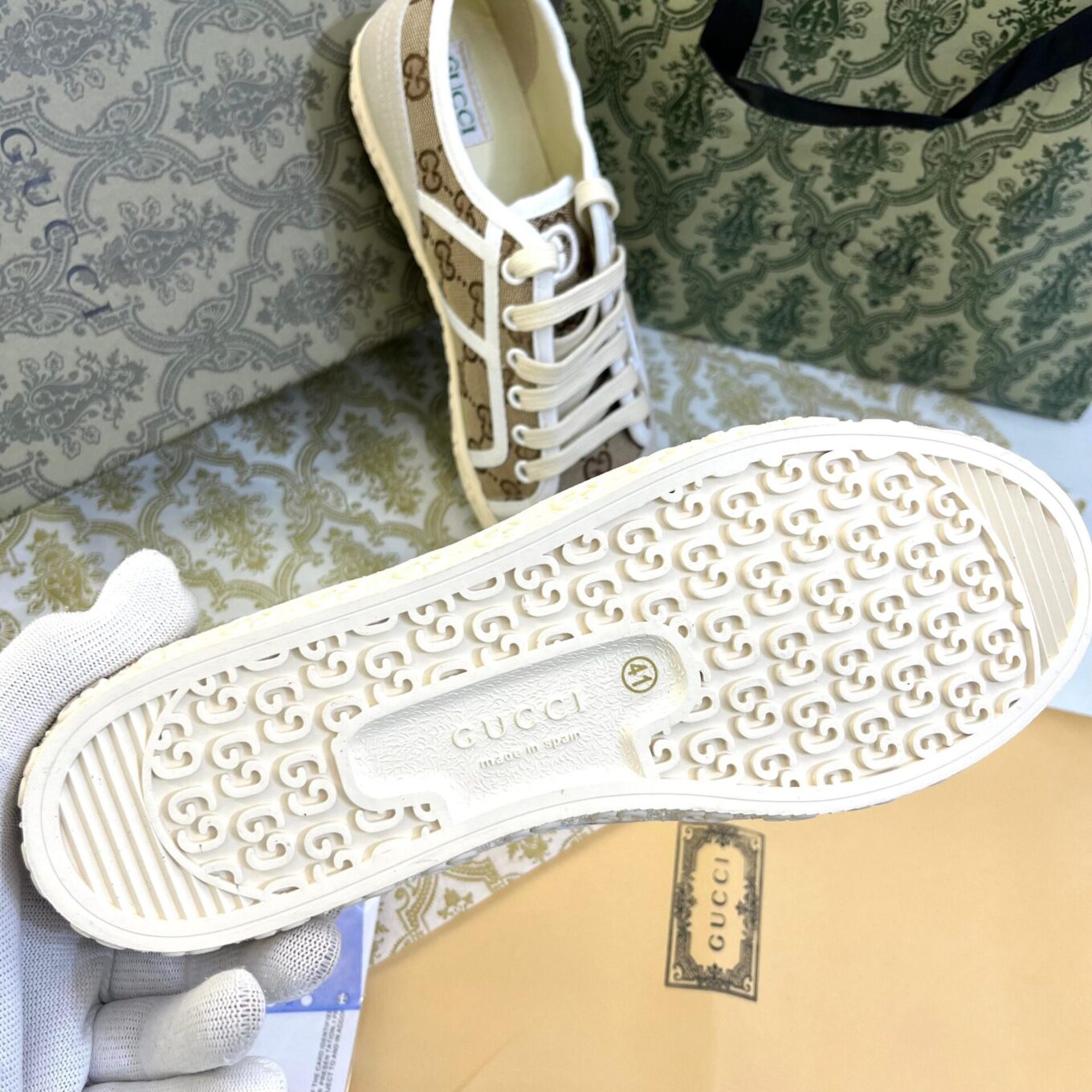Gucci GG Supreme Canvas Sneaker